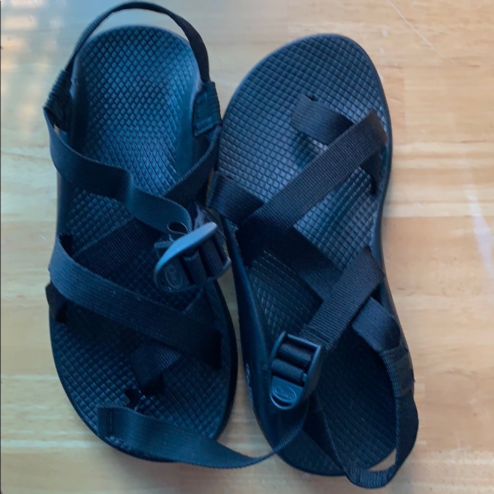 Chaco Women’s Black Z2 Classic Sandals